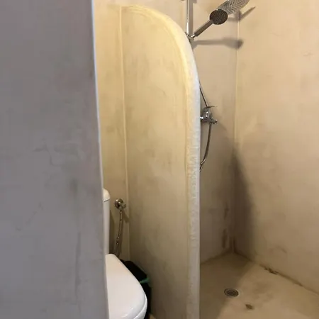 Apleton House At Zacharias * Kímolos