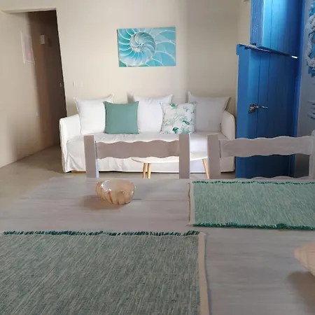 Apleton House At Zacharias Κίμωλος