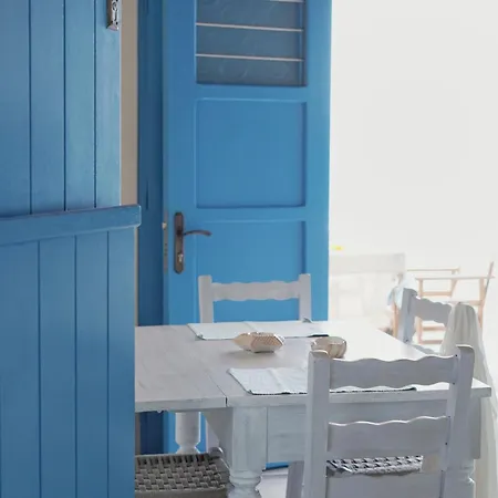 Apleton House At Zacharias Κίμωλος